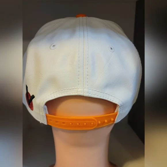 BNWT Star Wars Snapback Hat - Picture 4 of 7